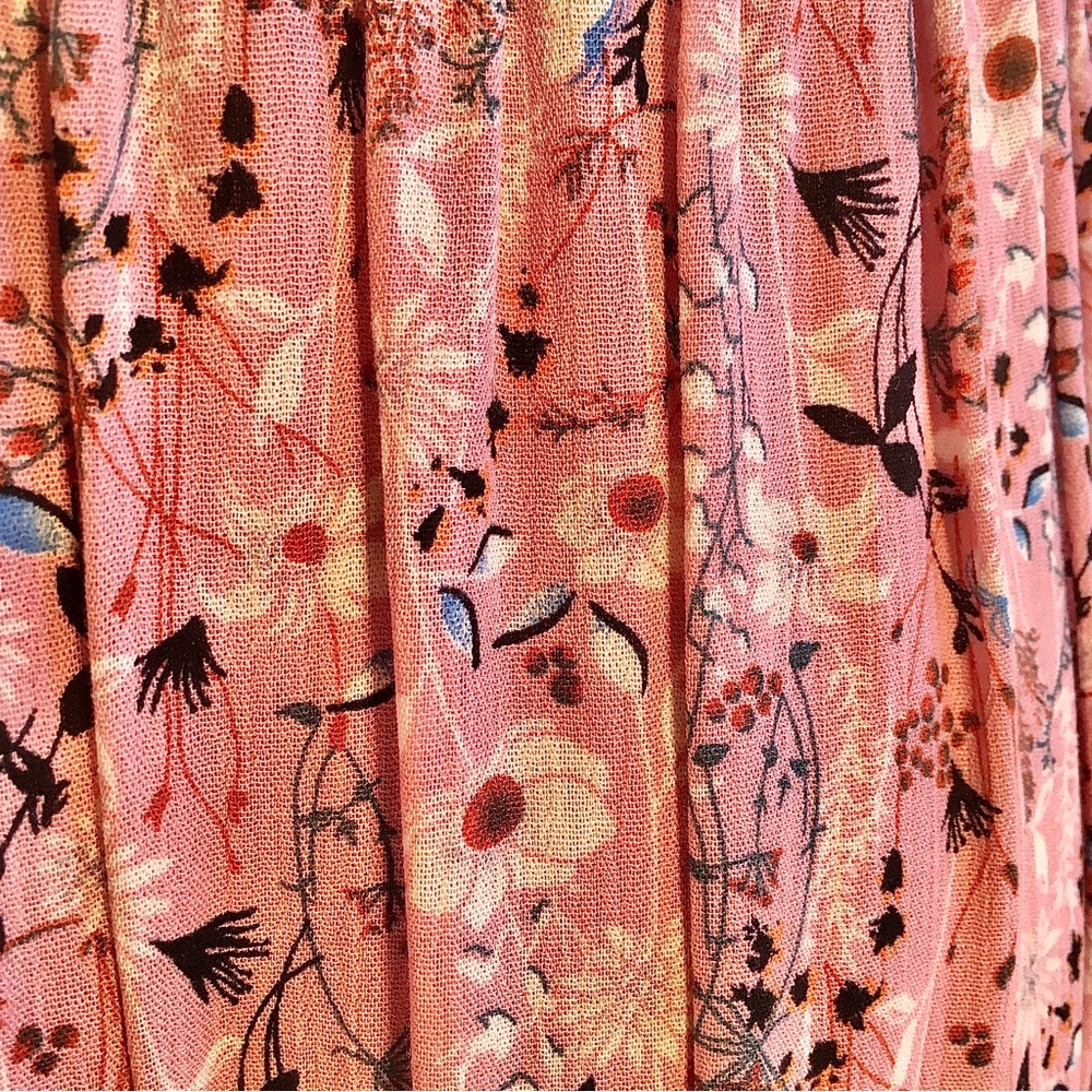 Bohemian dress, pink w/ tiny floral print, deep lace-up V neck, bell sleeves. S - Picture 10 of 14